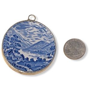 VTG Lochs of Scotland Royal Warwick China Pendant